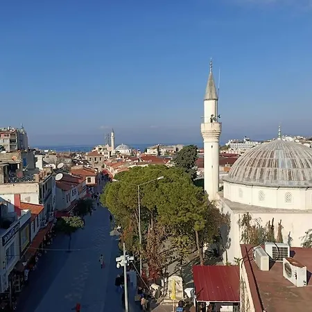 Apartment Flat For Rent At The City Center Of *