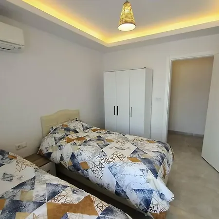 Apartamento Flat For Rent At The City Center Of Kusadası