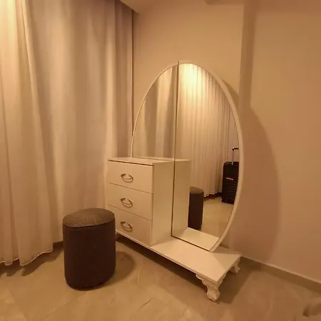 Apartment Flat For Rent At The City Center Of