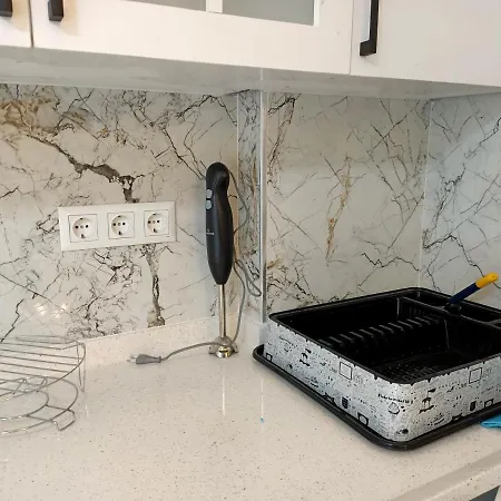 Flat For Rent At The City Center Of Apartment Kusadası